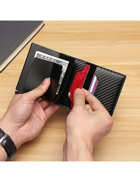 Портфейл с rfid защита - Карбонов