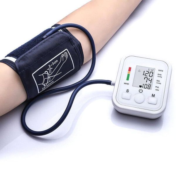Апарат за измерване на налягане с маншет 49 см и LCD екран