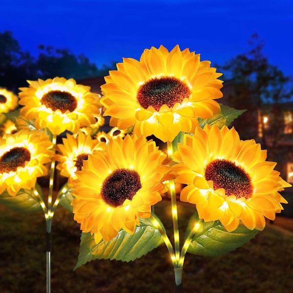 Светещ троен слънчоглед за двор със соларно захранване и LED диоди