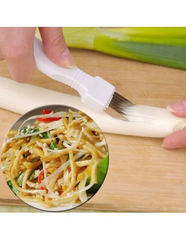 РЕЗАЧКА НОЖ ЗА ПРЕСЕН ЛУК НА ЛЕНТИЧКИ