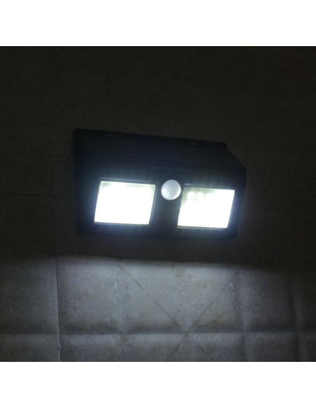 Водоустойчива Соларна Лампа за стена мултифункционална COB светлина