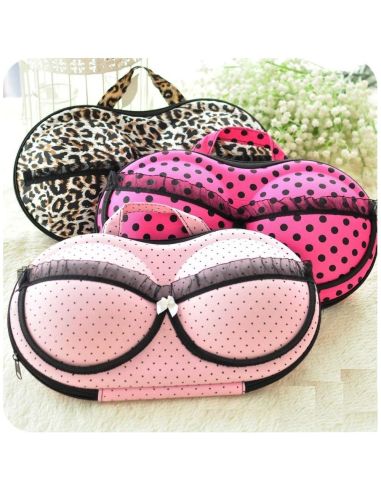 Органайзер за сутиени Bra Bag при пътуване
