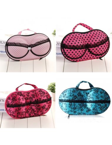 Органайзер за сутиени Bra Bag при пътуване