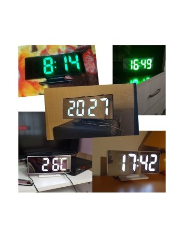Настолен огледален LED часовник