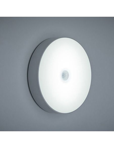 LED лампа със сензор за движение и акумолаторна  батерия