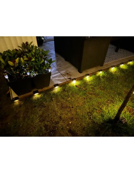 LED соларна лампа за стълби, парапети и др